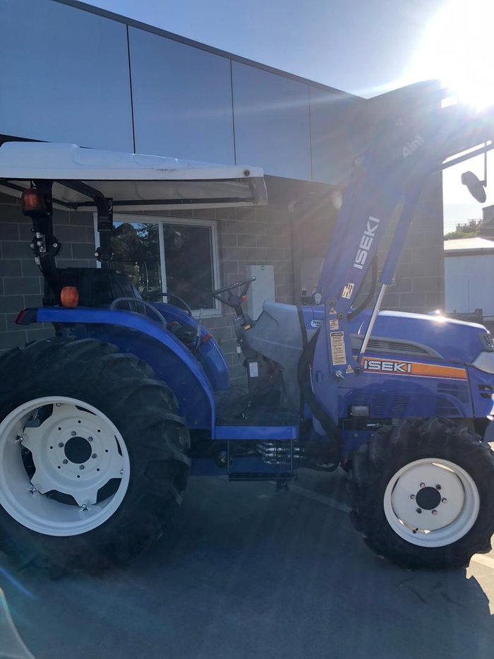 0 Iseki Tg5570 Rops 60Hp Fel & 4In1 Bkt 389 Hours New Lug Wheels Blue