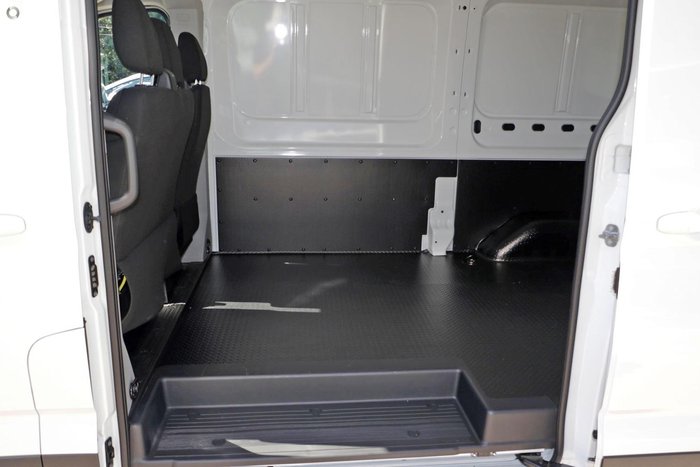 2025 LDV Deliver 9 MY24 Blanc White