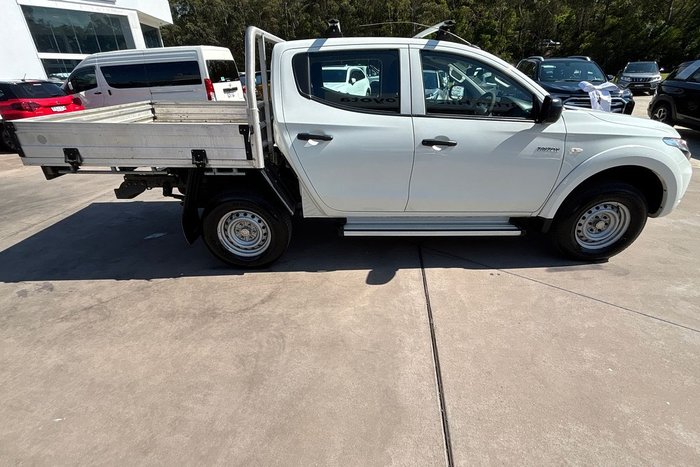 2017 Mitsubishi Triton GLX