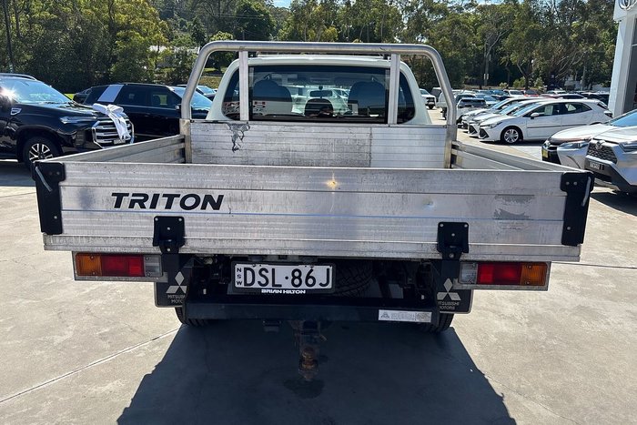 2017 Mitsubishi Triton GLX