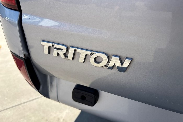 2013 Mitsubishi Triton GLX