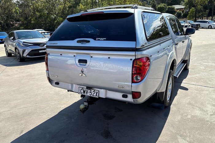 2013 Mitsubishi Triton GLX