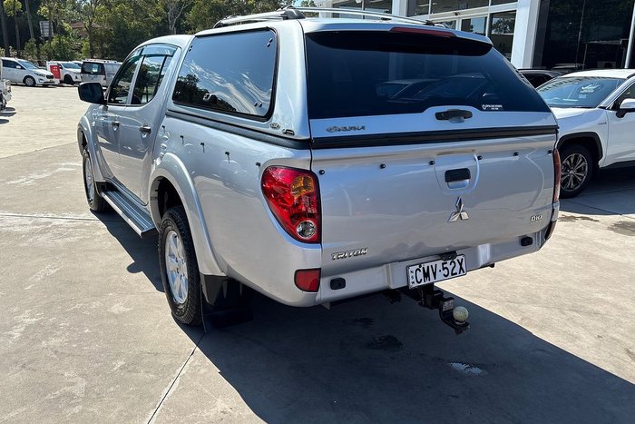 2013 Mitsubishi Triton GLX