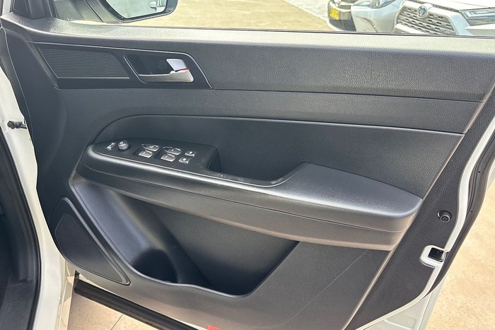 2020 KGM Ssangyong Musso ELX