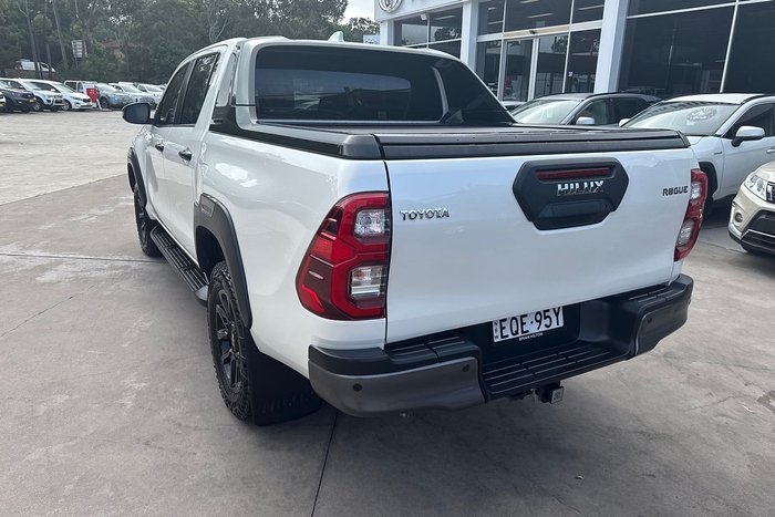 2021 Toyota Hilux Rogue
