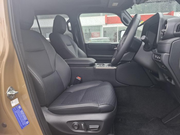 2025 Toyota Landcruiser Prado Altitude