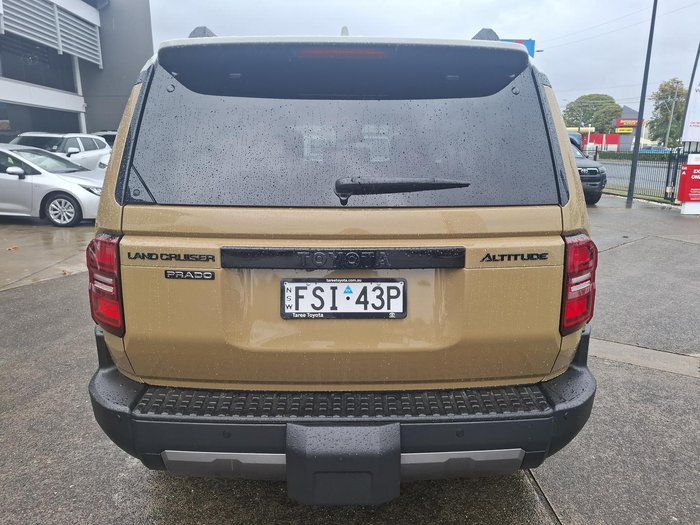2025 Toyota Landcruiser Prado Altitude