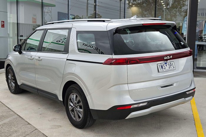 2022 Kia Carnival S