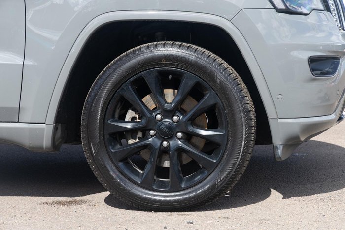 2020 Jeep Grand Cherokee Night Eagle