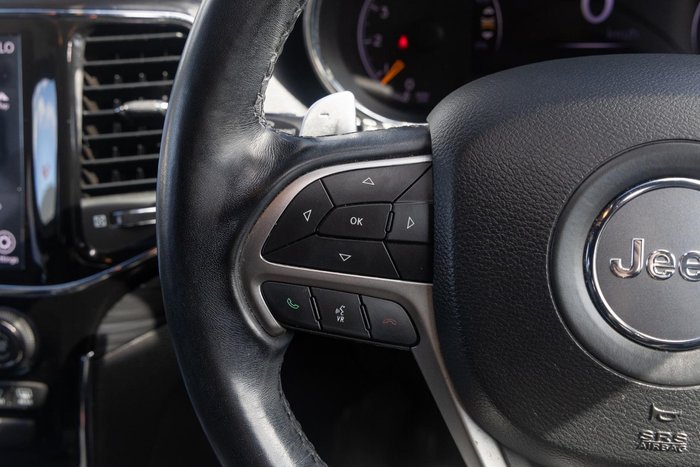 2020 Jeep Grand Cherokee Night Eagle