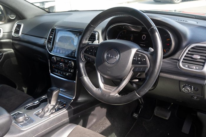 2020 Jeep Grand Cherokee Night Eagle