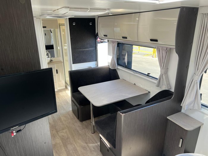 2022 Jayco Journey 19.61-2