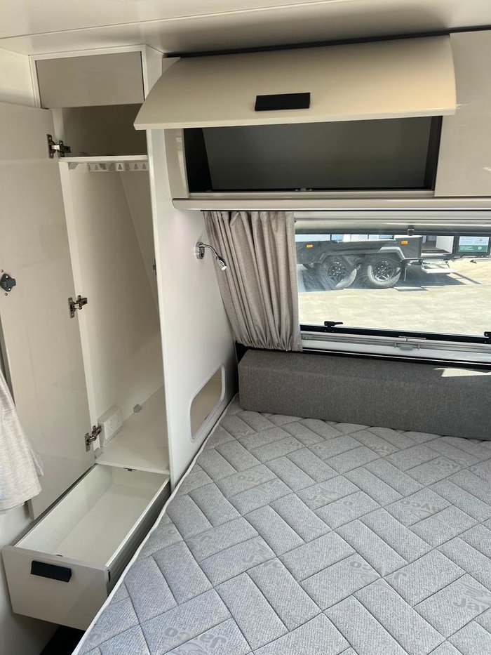 2022 Jayco Journey 19.61-2