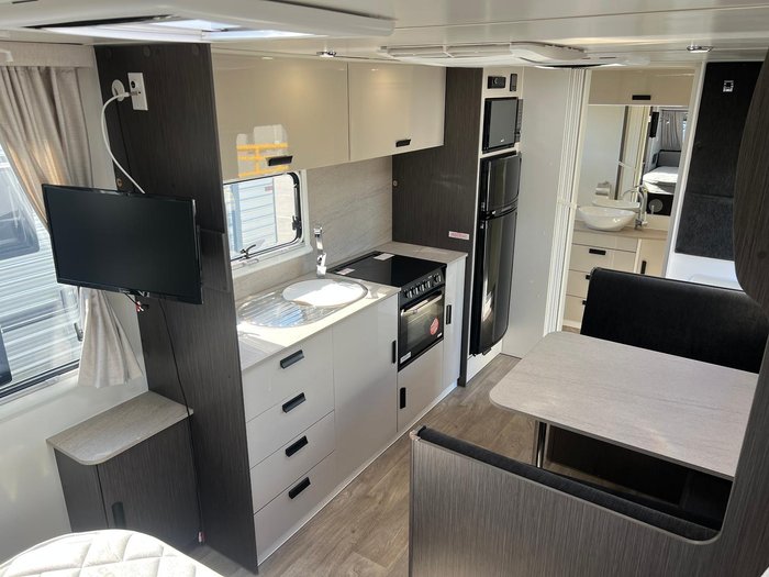 2022 Jayco Journey 19.61-2