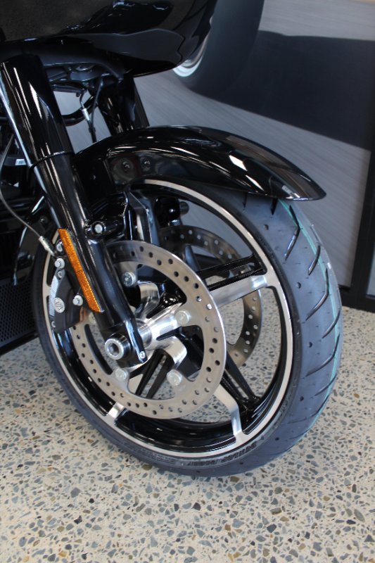 2025 Harley-davidson FLTRX ROAD GLIDE (117) VIVID BLACK