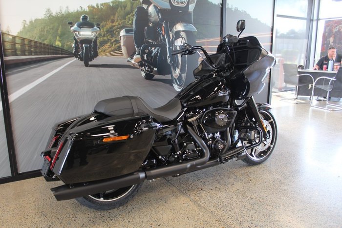 2025 Harley-davidson FLTRX ROAD GLIDE (117) VIVID BLACK