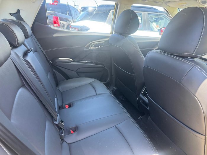 2025 Mahindra XUV3XO AX7L