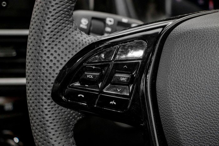 2025 Mahindra XUV3XO AX7L