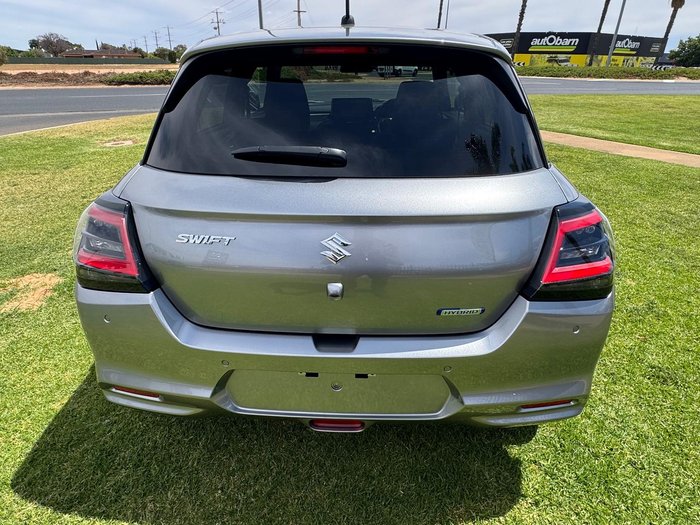 2025 Suzuki Swift Hybrid Plus