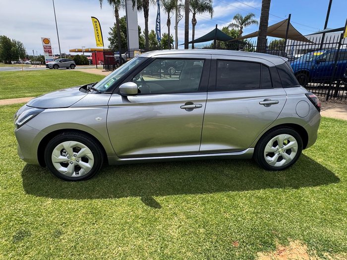 2025 Suzuki Swift Hybrid Plus