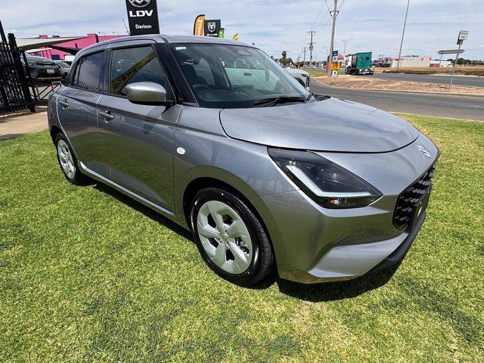 2025 Suzuki Swift Hybrid Plus