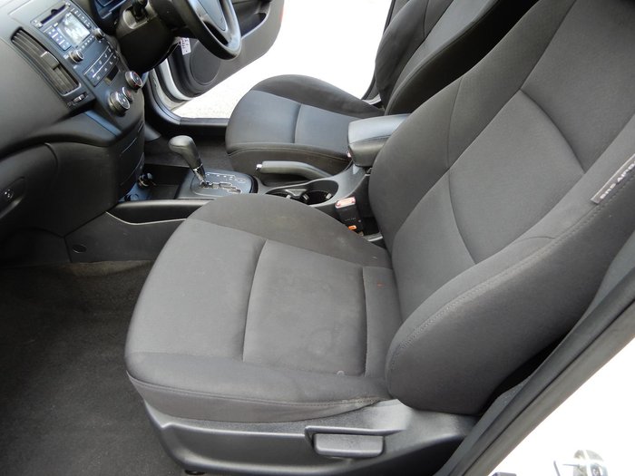 2011 Hyundai i30 SX FD MY11 Ceramic White