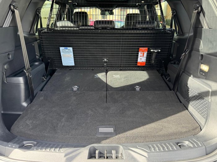 2023 Ford Everest Platinum