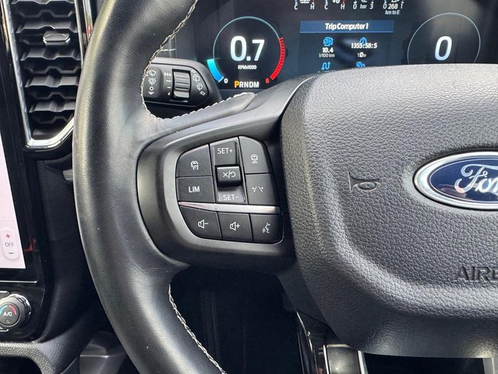 2023 Ford Everest Platinum