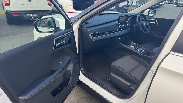 2023 Mitsubishi Outlander ES