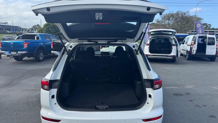 2023 Mitsubishi Outlander ES