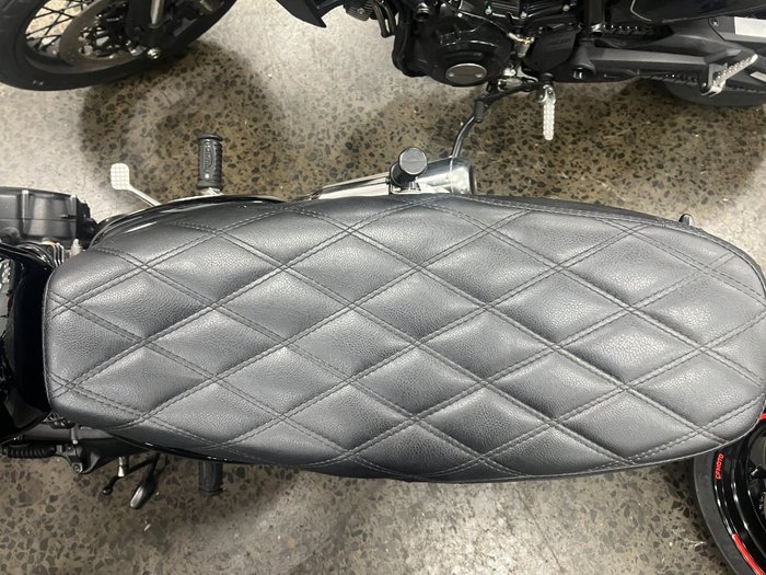 2013 Triumph BONNEVILLE Black