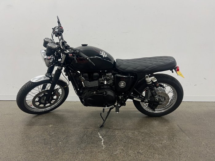2013 Triumph BONNEVILLE Black