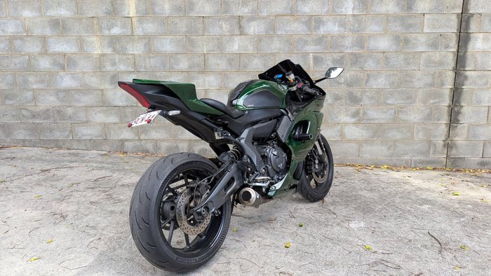 2022 Yamaha YZF-R7LA