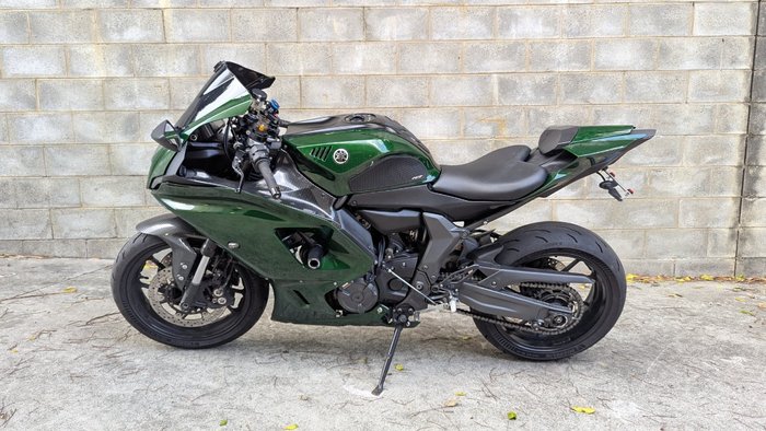 2022 Yamaha YZF-R7LA