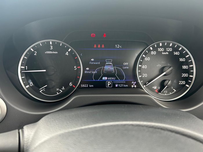 2023 Nissan Navara ST-X