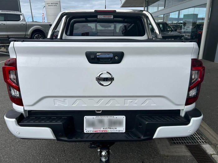 2023 Nissan Navara ST-X