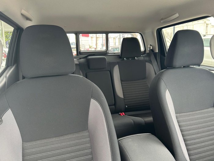 2023 Nissan Navara ST-X