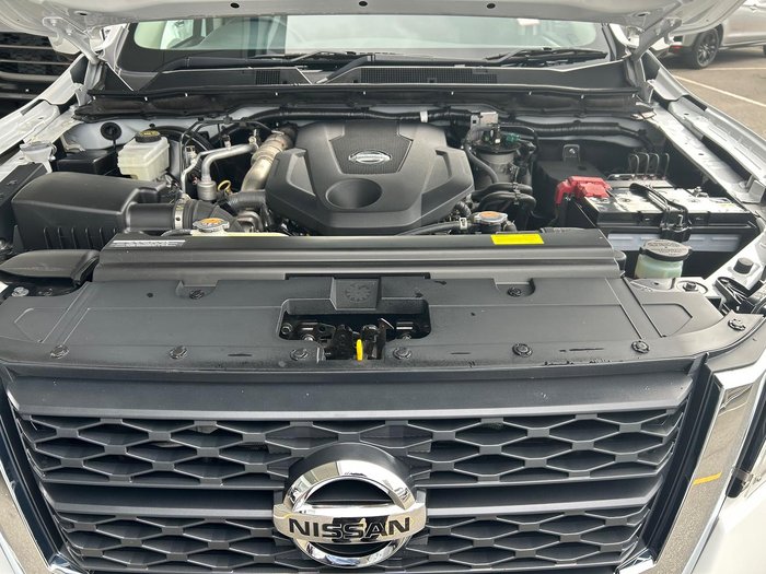 2023 Nissan Navara ST-X