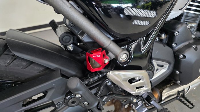 2025 Triumph SCRAMBLER 400 XC Red