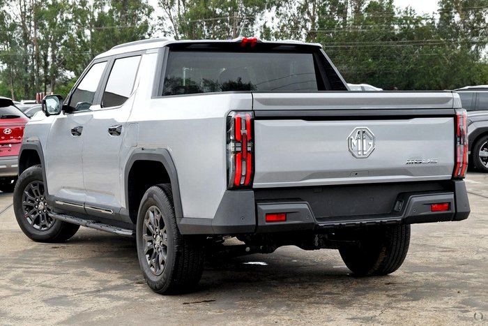 2025 MG MGU9 Explore EKK1C MY25 4X4 Dual Range Canyon Grey