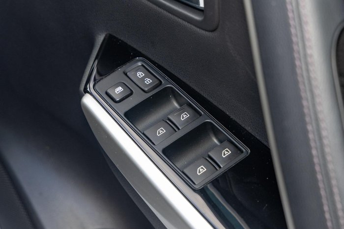 2024 Mitsubishi Pajero Sport GLS