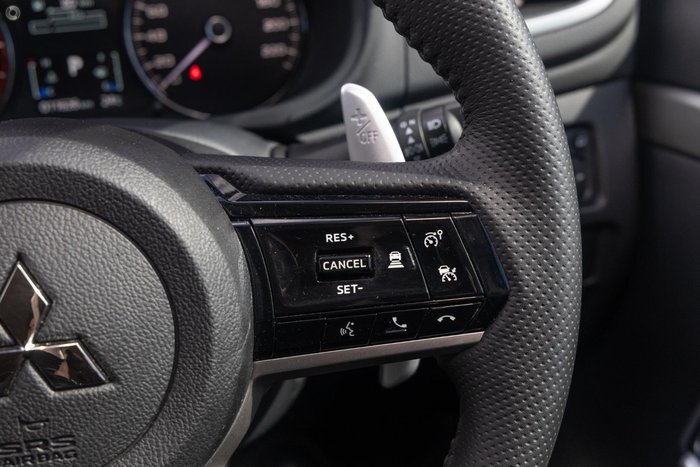 2024 Mitsubishi Pajero Sport GLS