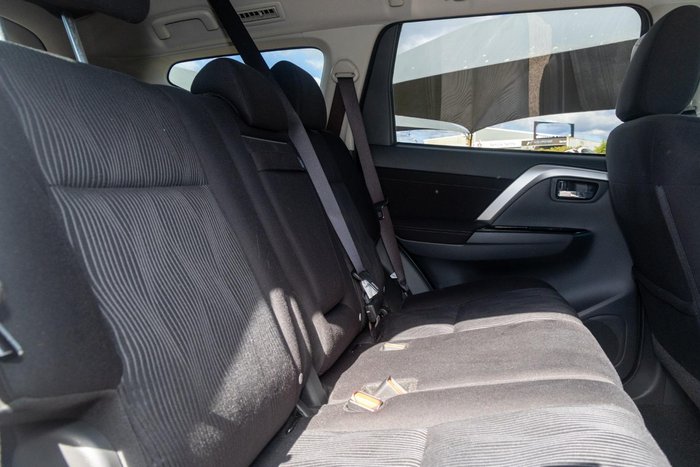 2024 Mitsubishi Pajero Sport GLS