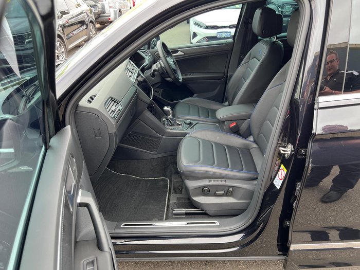 2023 Volkswagen Tiguan R