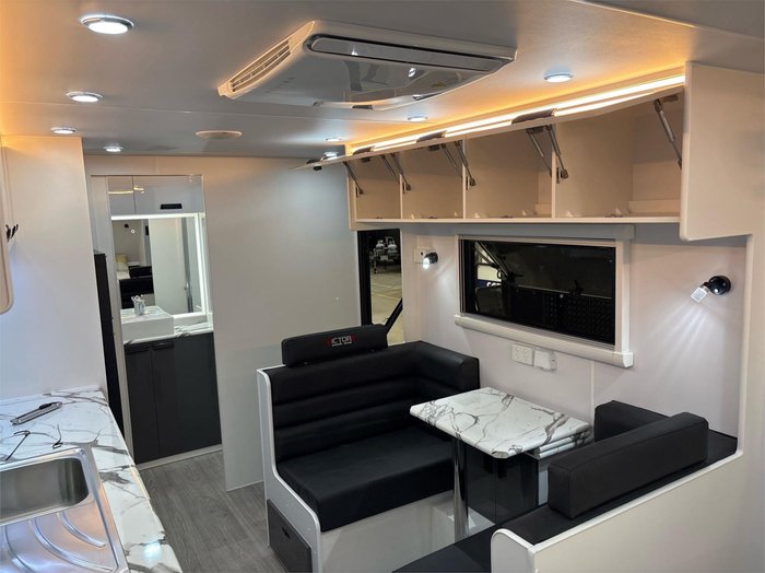 2025 VICTORY CARAVANS 18'6 Touring