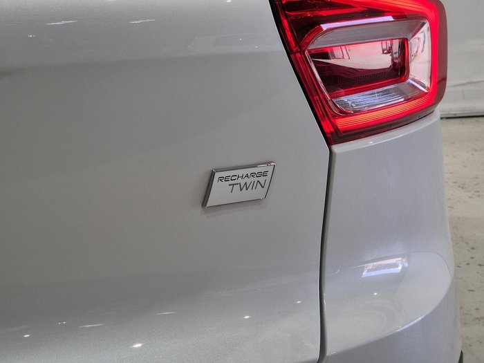 2023 Volvo XC40 Recharge Twin Pure Electric MY24 AWD Crystal White