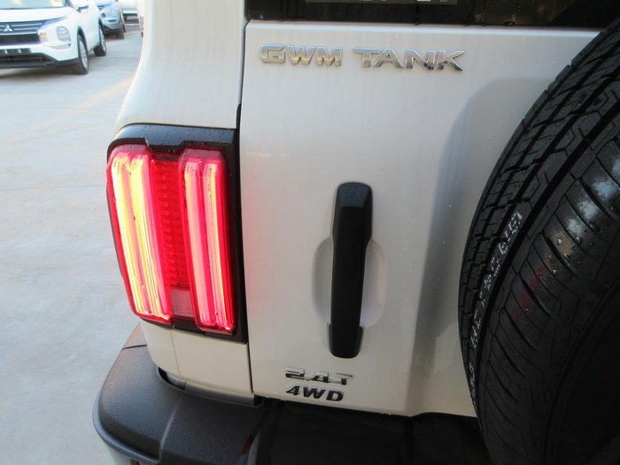 2025 GWM Tank 300 Lux