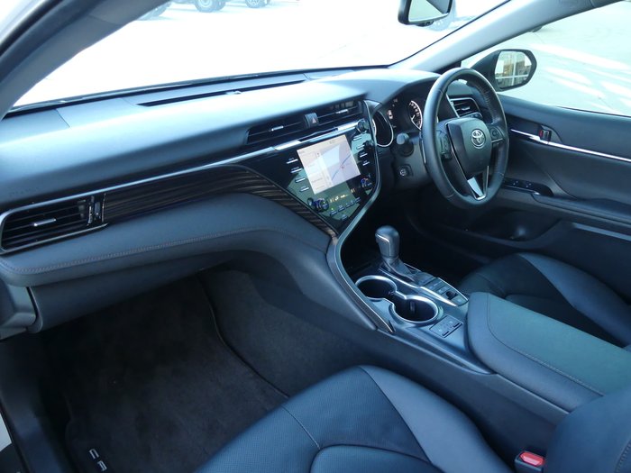 2020 Toyota Camry SL