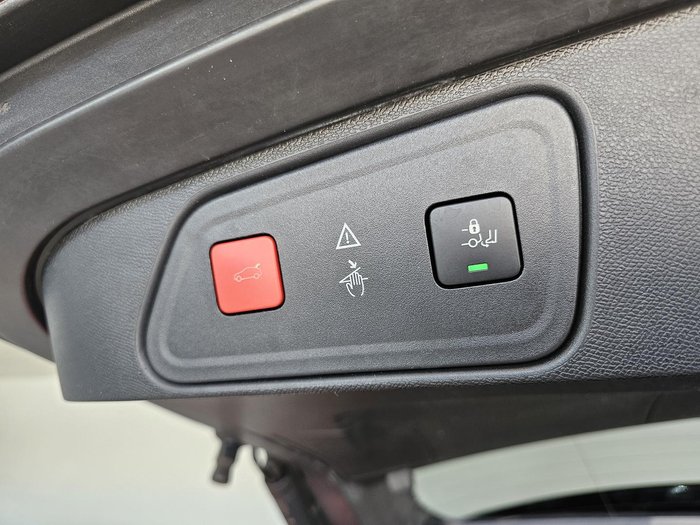 2019 Peugeot 3008 GT Line P84 MY19 Red