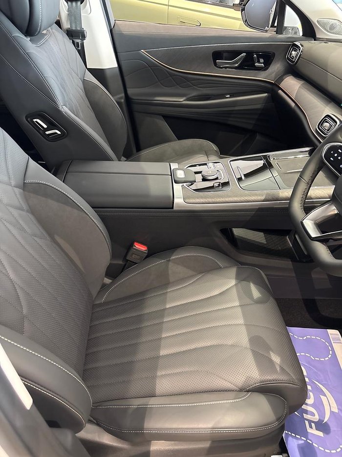 2025 Jaecoo J8 Track